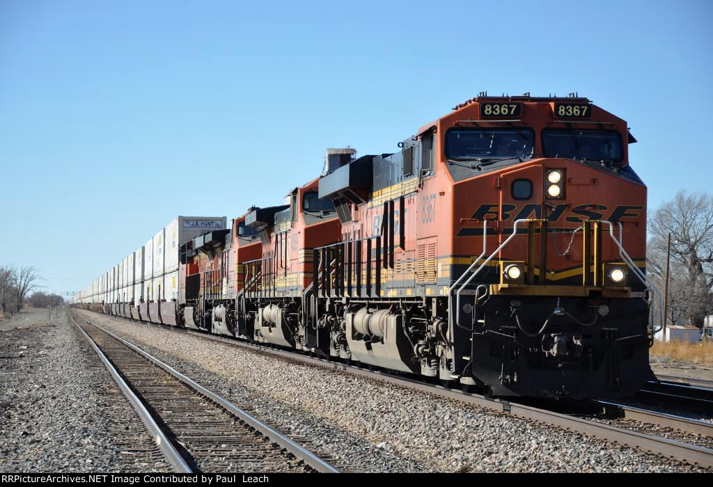 Intermodal cruises east